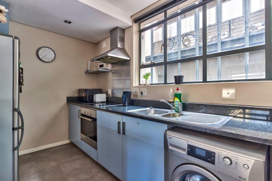 1 Bedroom Property for Sale in Cape Town City Centre Western Cape